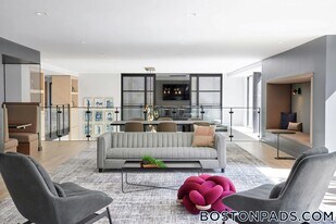 120 Commerce Way, Unit ST in Woburn, MA - Building Photo