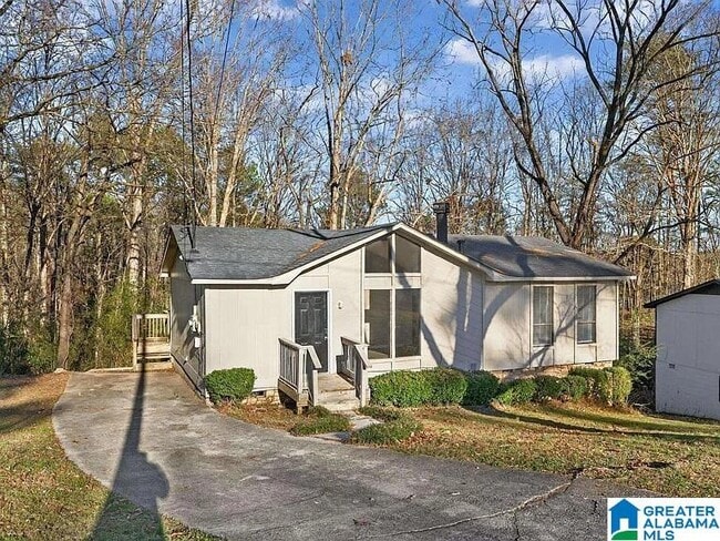 property at 3031 Apple Valley Ln