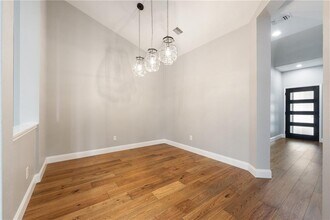 1804 Camas Dr in Austin, TX - Building Photo - Building Photo