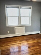 8 Alpine Dr in Wappingers Falls, NY - Building Photo - Building Photo