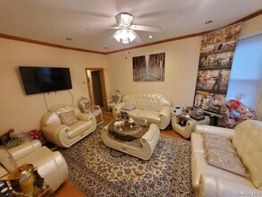 83 Kraemer St in Hicksville, NY - Building Photo - Building Photo