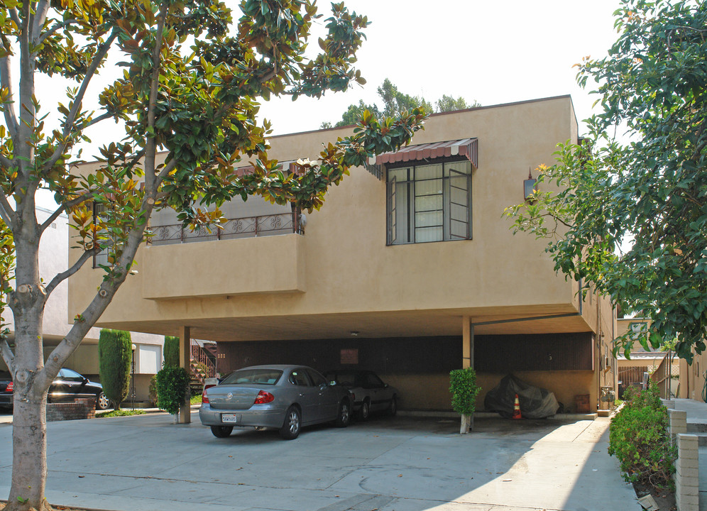 628 N Orlando Ave in Los Angeles, CA - Foto de edificio