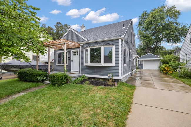 710 S Stephenson Hwy in Royal Oak, MI - Building Photo - Building Photo