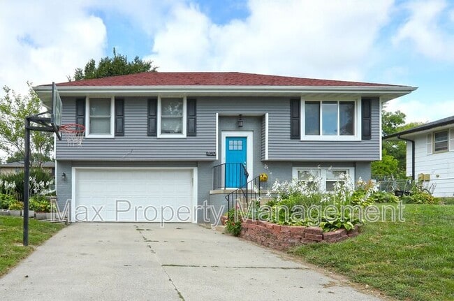 property at 4012 79th St