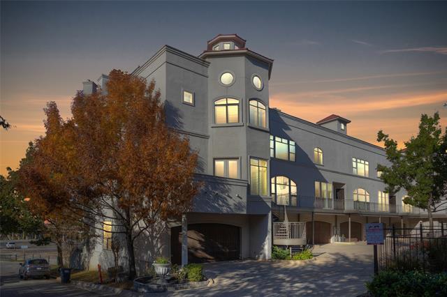 414 Mills St in Fort Worth, TX - Building Photo