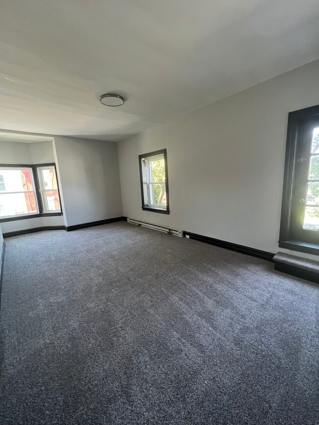 100 E Locust St, Unit 2