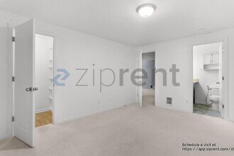 9917 Holly Dr in Everett, WA - Building Photo - Building Photo