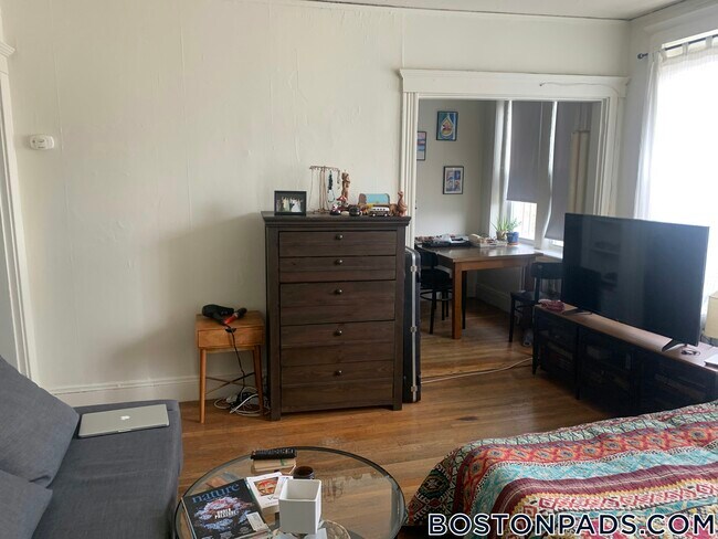 231-235 Park Dr