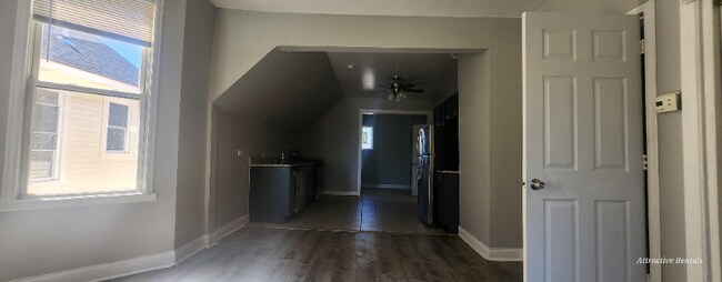 1415 E 75th St in Chicago, IL - Building Photo - Building Photo