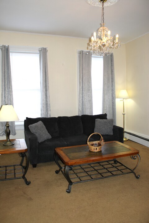 13 Main St, Unit Hoosick #2 in Hoosick Falls, NY - Building Photo