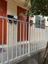 2406 Florencita Dr W in Montrose, CA - Building Photo - Building Photo