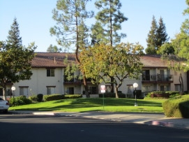 Clayton Villa in Concord, CA - Building Photo