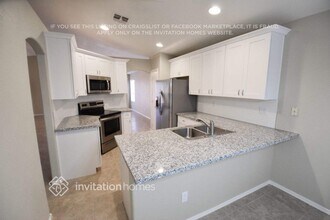 6166 W Pontiac Dr in Glendale, AZ - Building Photo - Building Photo
