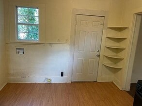 617 W Gandy St in Denison, TX - Foto de edificio - Building Photo