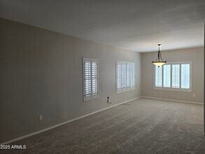 30651 N 44th St in Cave Creek, AZ - Building Photo - Building Photo