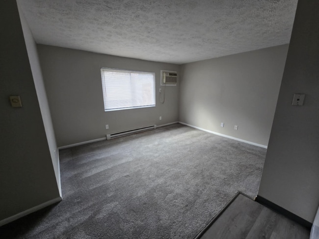1804 Woodlawn Ave NW in Canton, OH - Building Photo - Building Photo