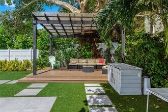 3855 SW 1st St in Coral Gables, FL - Building Photo - Building Photo