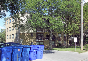 2 North Dr Apartments