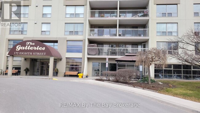 property at 172-172 8th St
