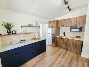 1416 55th Ave N in St. Petersburg, FL - Building Photo - Building Photo