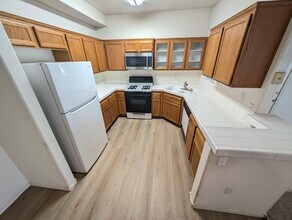 1405 S Nellis Blvd in Las Vegas, NV - Building Photo - Building Photo