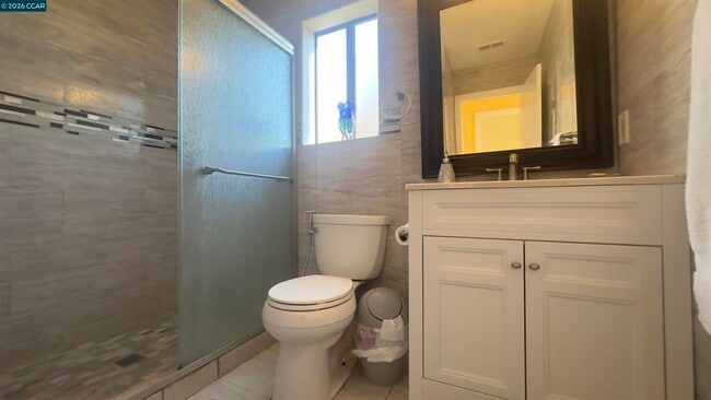 178 Maple Ct in Hercules, CA - Building Photo - Building Photo