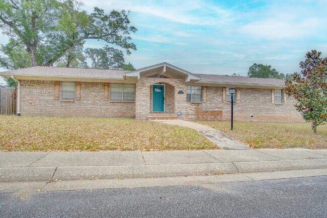 1400 N D St in Pensacola, FL - Building Photo - Building Photo