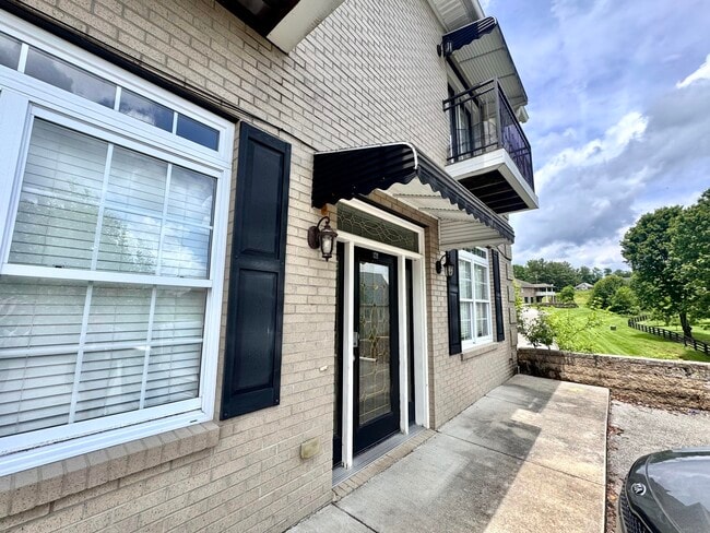 98 Melrose Dr in Somerset, KY - Building Photo - Building Photo