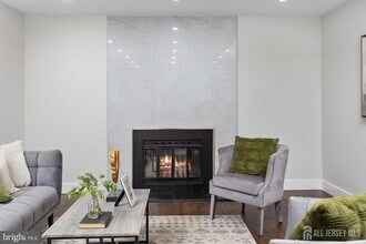 6 Ryan Rd, Unit 08105 in Cranbury, NJ - Building Photo - Building Photo