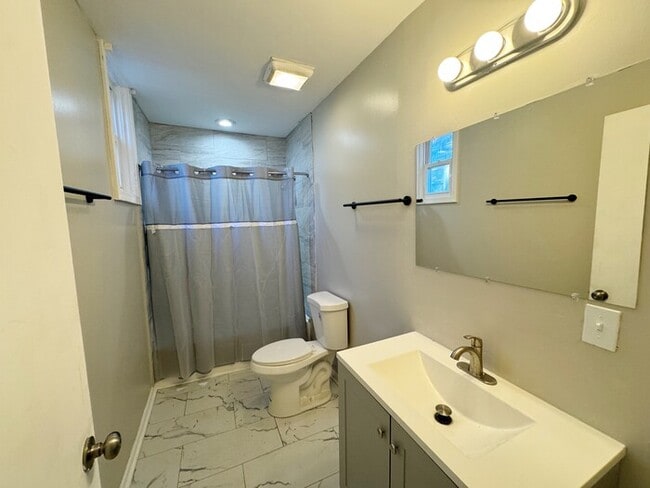 1126 4th Ave in Dayton, KY - Building Photo - Building Photo