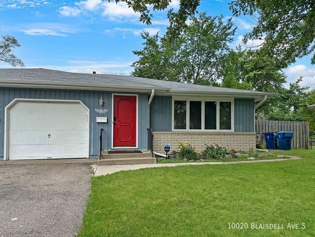 10020 Blaisdell Ave S in Minneapolis, MN - Building Photo - Building Photo