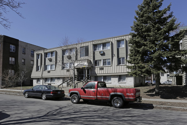 1906 Clinton Ave in Minneapolis, MN - Building Photo - Building Photo