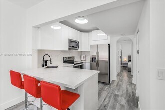 750 Pennsylvania Ave, Unit 6 in Miami Beach, FL - Building Photo - Building Photo