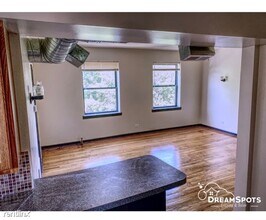 8237 S Ingleside Ave-Unit -UNIT 1E in Chicago, IL - Building Photo - Building Photo