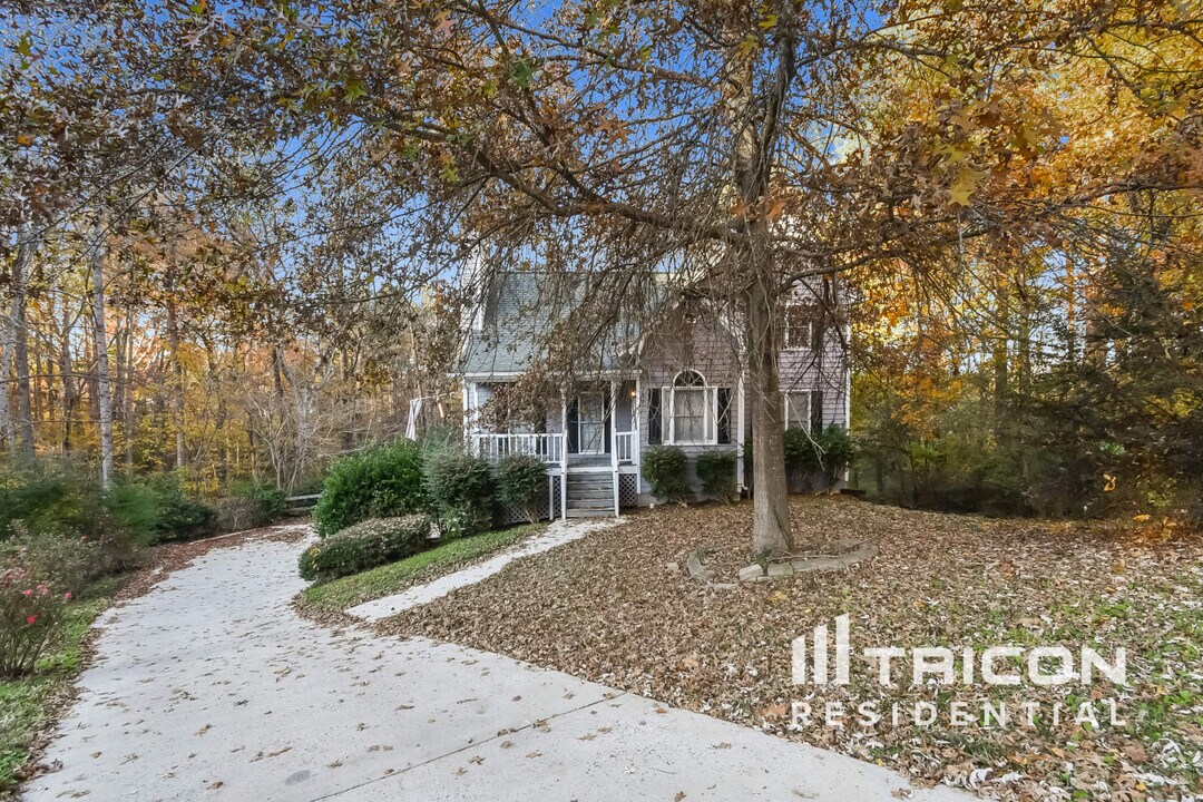 127 Edgar Ct in Hiram, GA - Building Photo