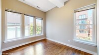 1928 N Lincoln Ave, Unit B01 in Chicago, IL - Building Photo - Building Photo