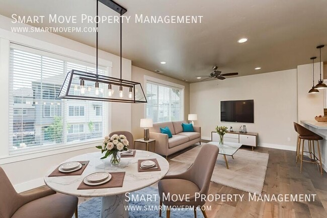 3246 E Front Runner Ln in Boise, ID - Building Photo - Building Photo