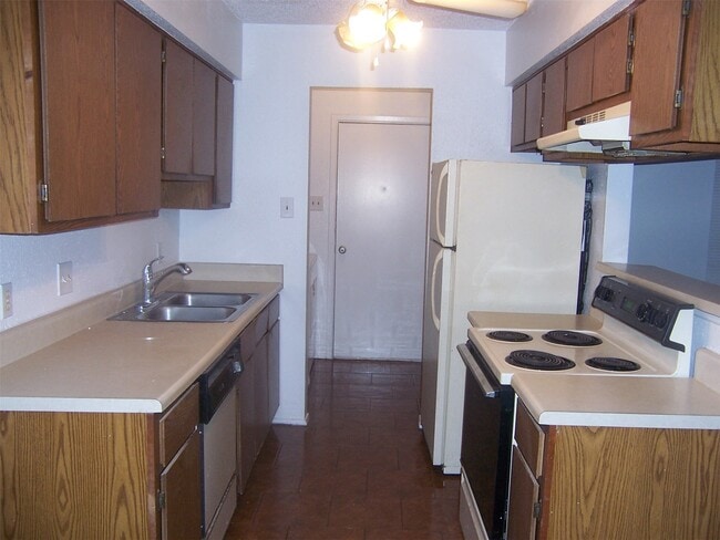 property at 5511 Cripple Brook Ct