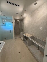 1321 NE 13th Ave in Fort Lauderdale, FL - Building Photo - Building Photo