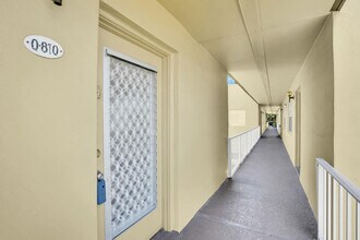 810 Burgundy St in Delray Beach, FL - Building Photo - Building Photo