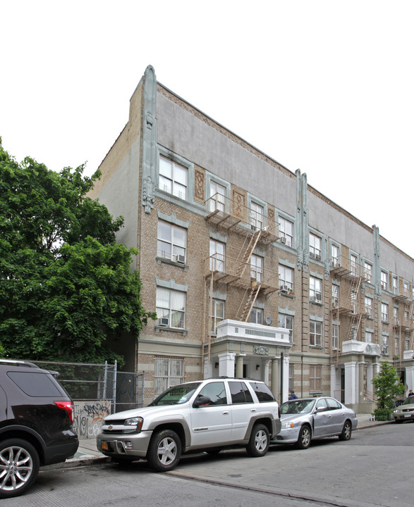 541 Lincoln Pl in Brooklyn, NY - Building Photo