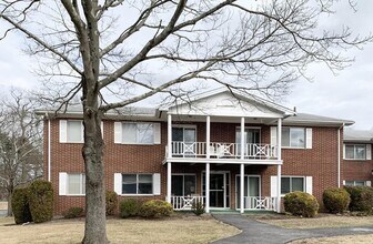 19 Bayberry Dr, Unit 4 in Sharon, MA - Building Photo - Building Photo