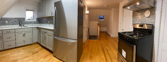 30 Warner St