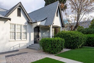 701 S 3rd St in Las Vegas, NV - Building Photo