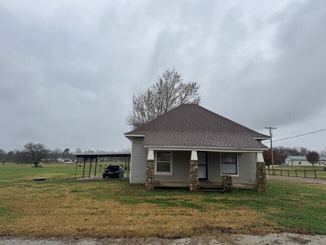 11991 S Edmondson Rd in Gentry, AR - Foto de edificio - Building Photo