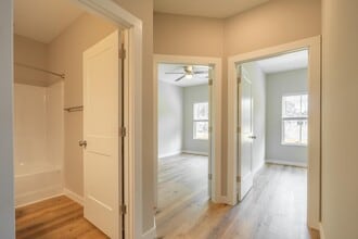 124 Woodland Dr in Greenville, SC - Building Photo - Building Photo