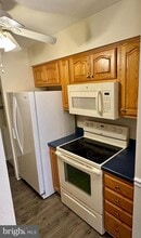 22 Fitzwatertown Rd in Willow Grove, PA - Foto de edificio - Building Photo