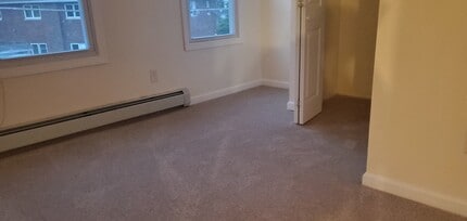 32 Murray Ave, Unit 2 in Paterson, NJ - Building Photo - Building Photo