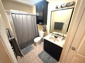 1803 W Bronze St, Unit 2 in Pharr, TX - Building Photo - Building Photo