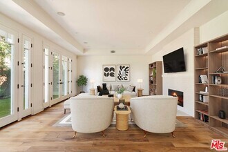 685 San Lorenzo St in Santa Monica, CA - Building Photo - Building Photo